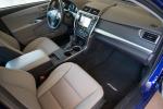 Toyota Camry Hybrid 2015 года (US)